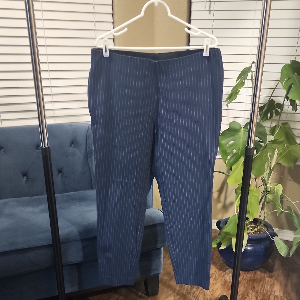 A New Day Navy Pinstripe Women's Pants